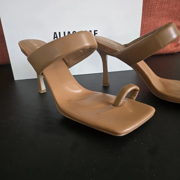 Alias Mae Women's Brown Heels - Picture 2 of 5